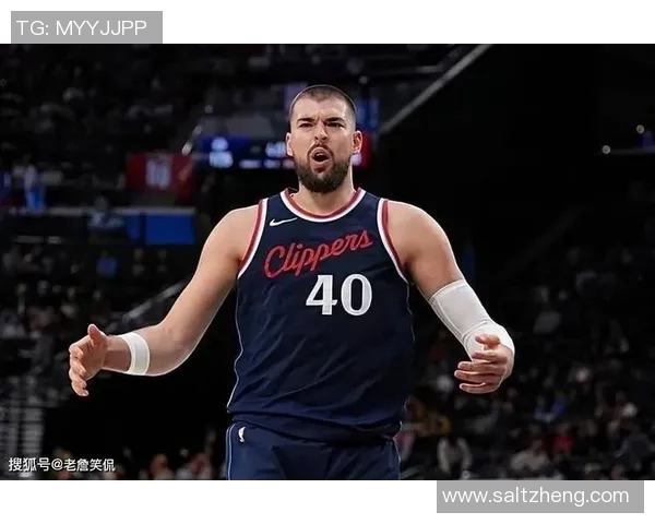 雷霆快船比赛裁判报告揭示漏判亚历山大对祖巴茨的关键犯规情况 雷霆快船比赛裁判报告揭示漏判亚历山大对祖巴茨的关键犯规情况